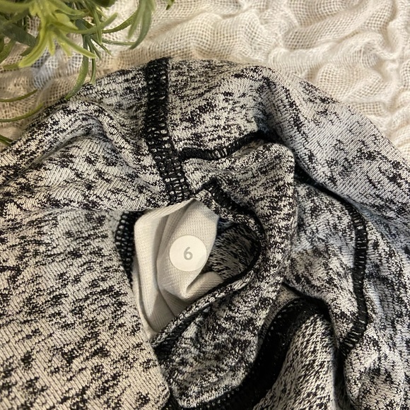 Lululemon Wunder Under Tights Luon High Rise Yoga Workout Barre Leggings size 6 - Picture 4 of 7